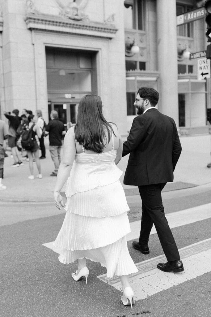Art Institute of Chicago Engagement Photo by Mikayla Scheibe Photography
