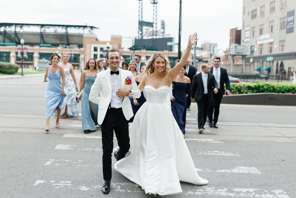 Downtown Detroit Wedding captured by Mikayla Scheibe Photography