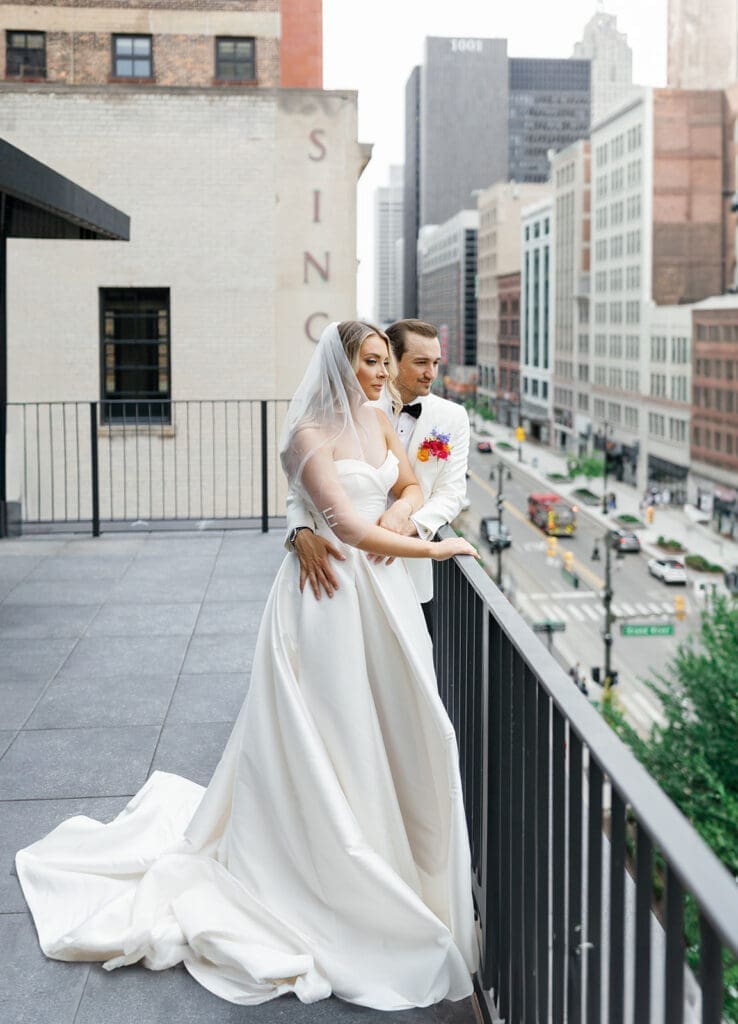 Shinola Hotel wedding ceremony captured by Mikayla Scheibe Photography